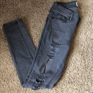 Frame Denim Le skinny de jeanne ripped jeans